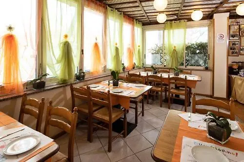 Hotel B&B Euro 카톨리카 3*,